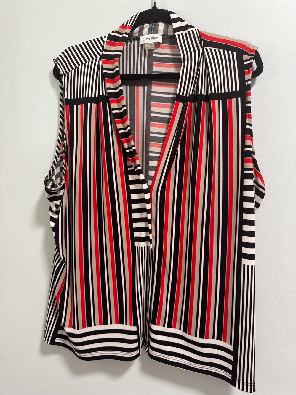 Calvin Klein Sleeveless V-Neck Striped Blouse in Red, Black & White 2X